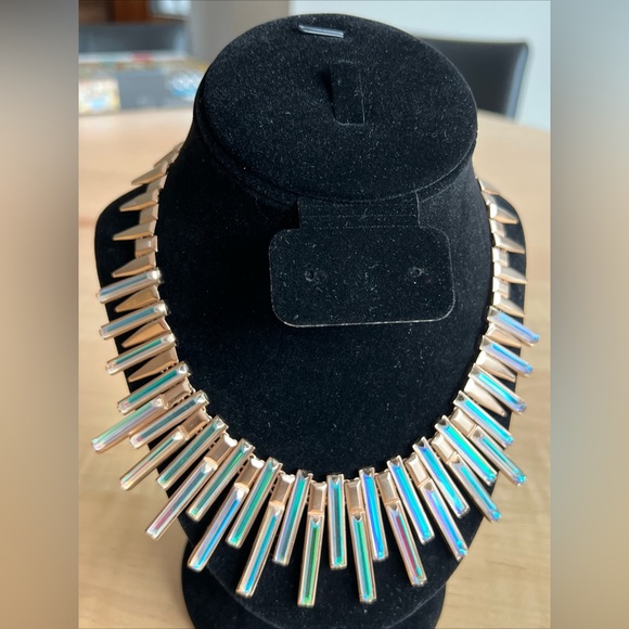 Kendra Scott Jewelry - KENDRA SCOTT Kaplan Gold and Dichroic Glass Collar Necklace